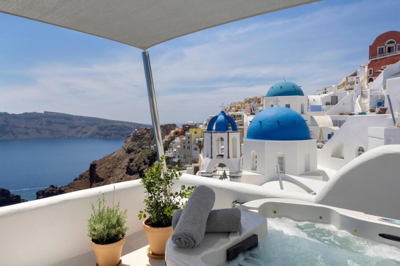 Bluedome Cavehouses By Otium * Oia (Santorini)