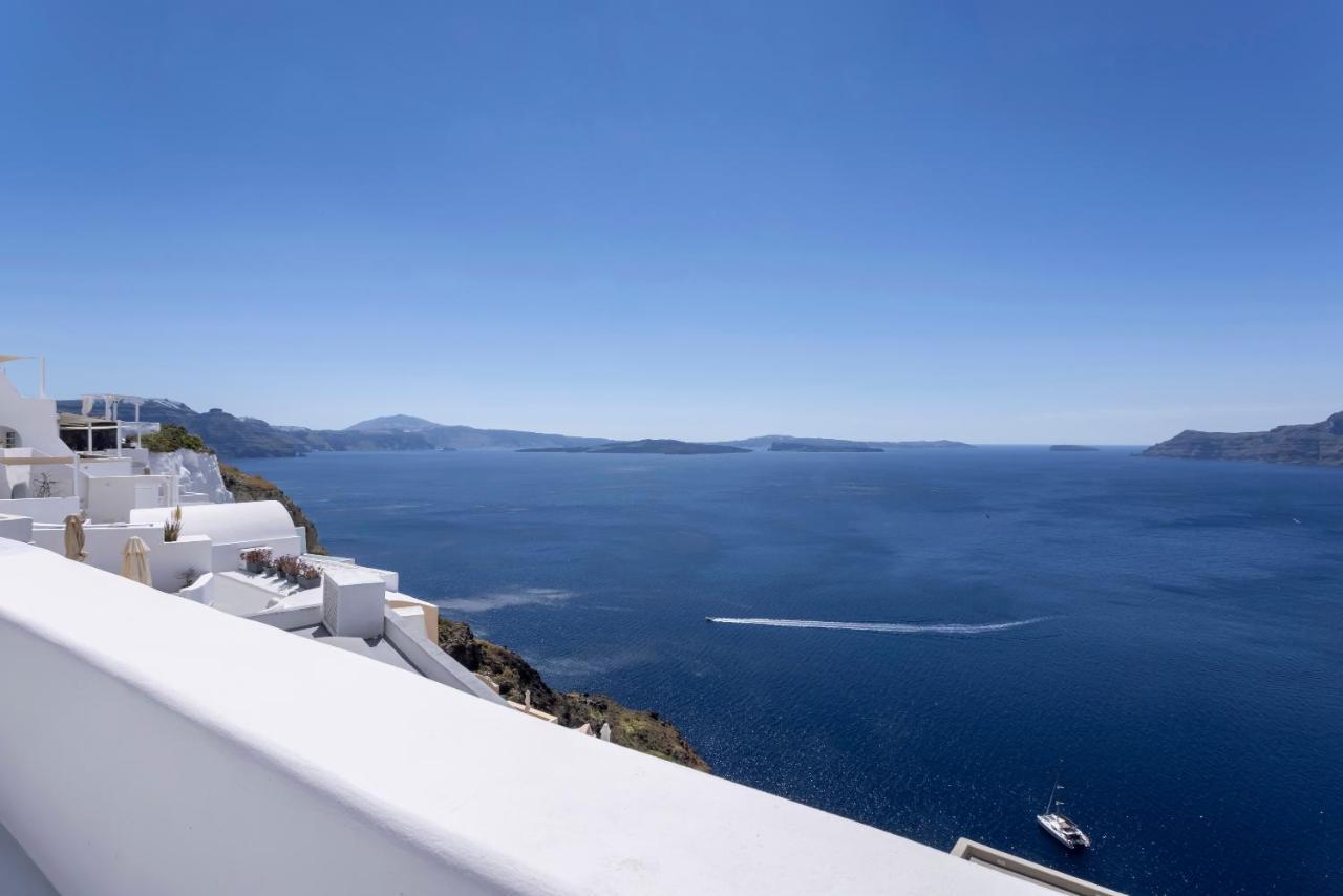 Bluedome Cavehouses By Otium Oia (Santorini)